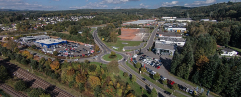 Werbefilm Kameradrohne Aufnahmen für Autohaus Heisel im Saarland